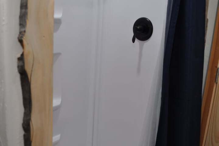 Room 43 of 77