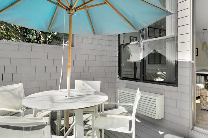 The Surf Club