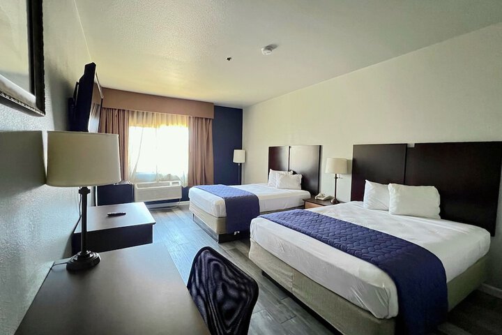 Room 15 of 27