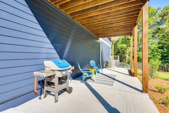 Waterfront Hartwell Apartment w / Dock Access!