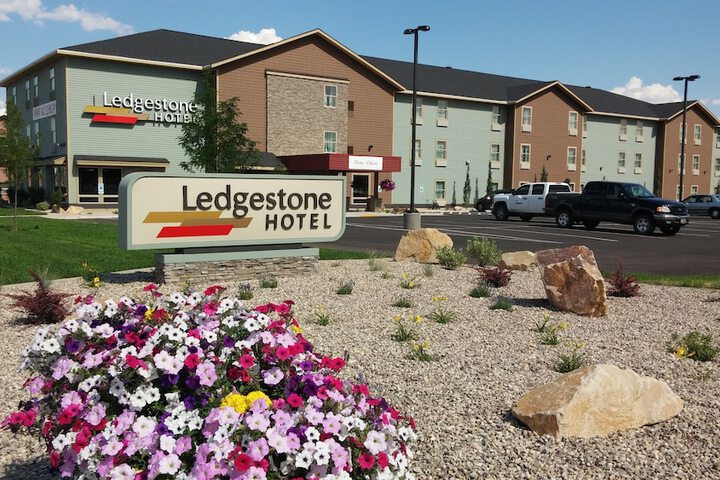 Ledgestone Suites Hotel Vernal