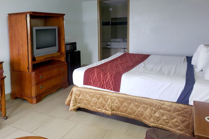 Room 21 of 24