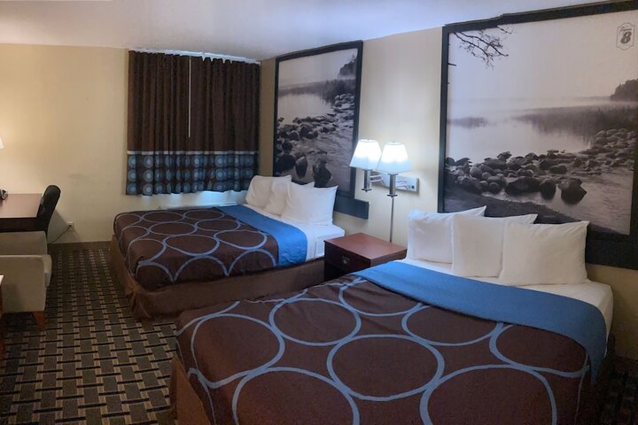 Room 22 of 44
