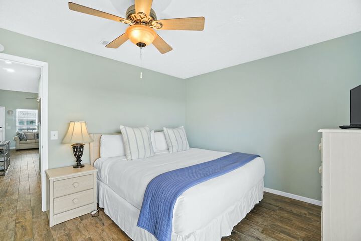 Room 90 of 145