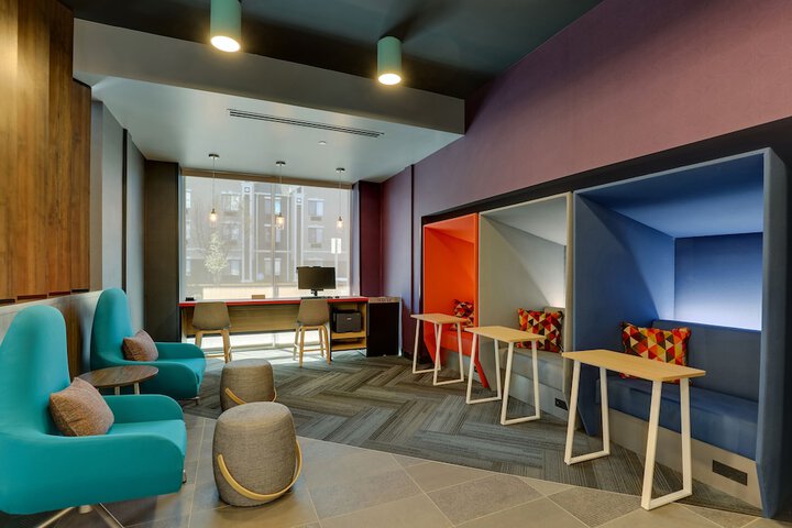 Business Center 45 of 45