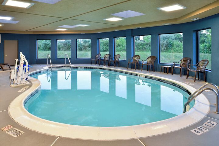 Pool 16 of 63