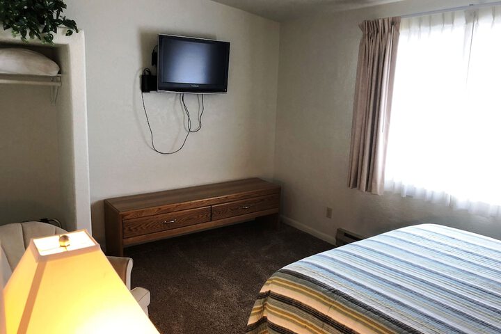 Bristlecone Motel