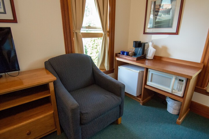 Room 34 of 125