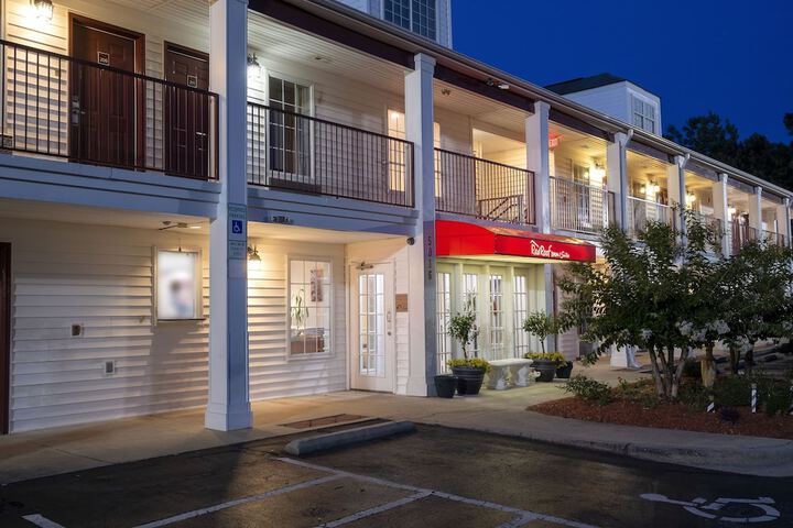 Hotel 2 of 50