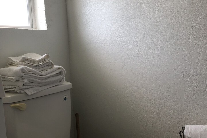 Room 142 of 170