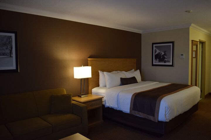 Room 119 of 153
