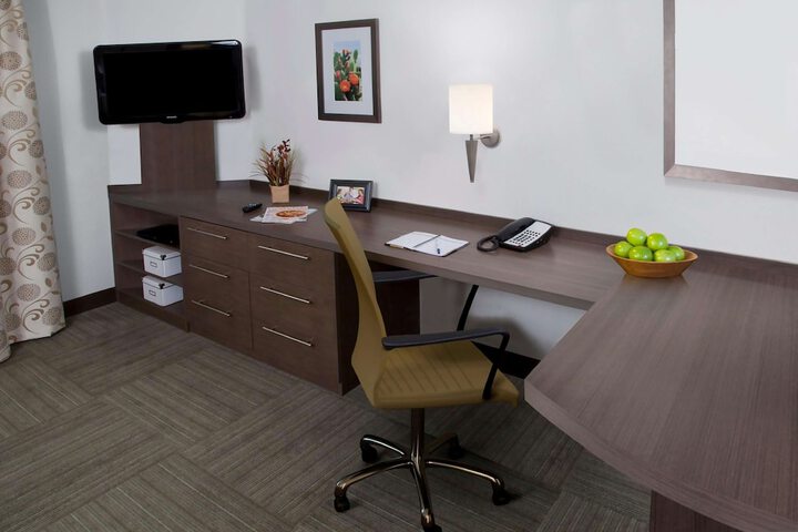 Sonesta Simply Suites Arlington Entertainment District