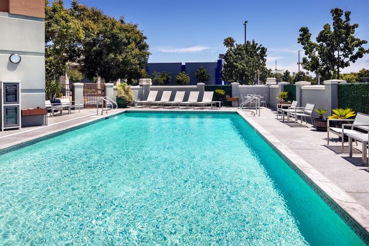 Hyatt Place Dublin / Pleasanton