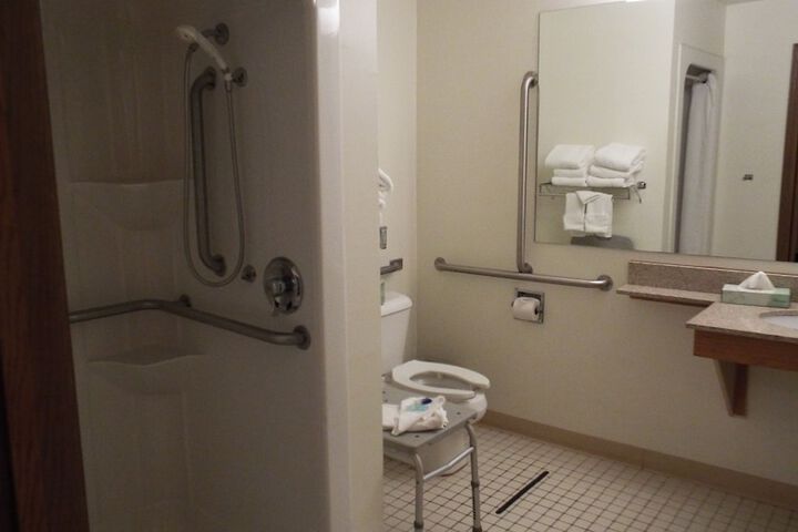 Best Western Lakewinds