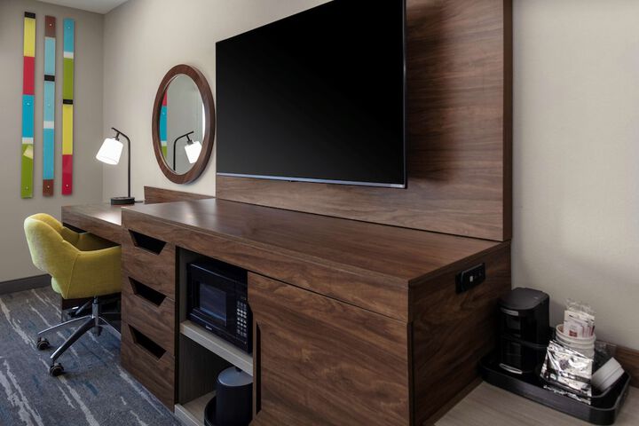 Room 14 of 25