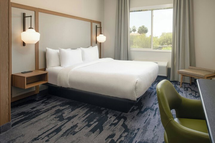 Fairfield Inn & Suites by Marriott Scottsdale Old Town