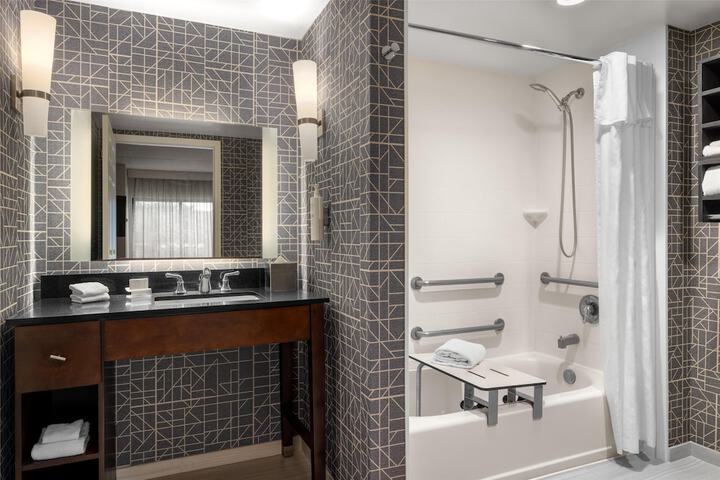 Homewood Suites by Hilton Indianapolis Carmel