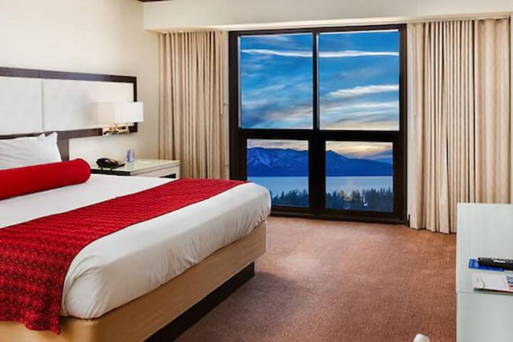 Room 12 of 39