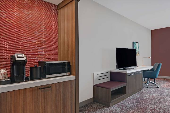 Hilton Garden Inn Madison Huntsville Airport