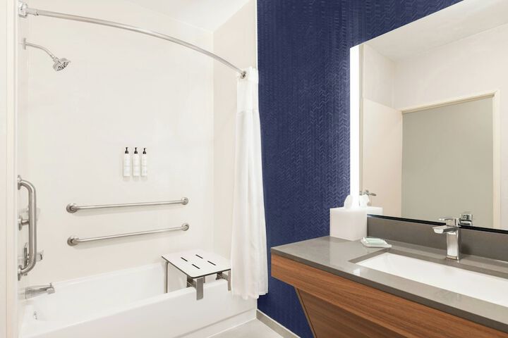 Fairfield Inn & Suites Jackson