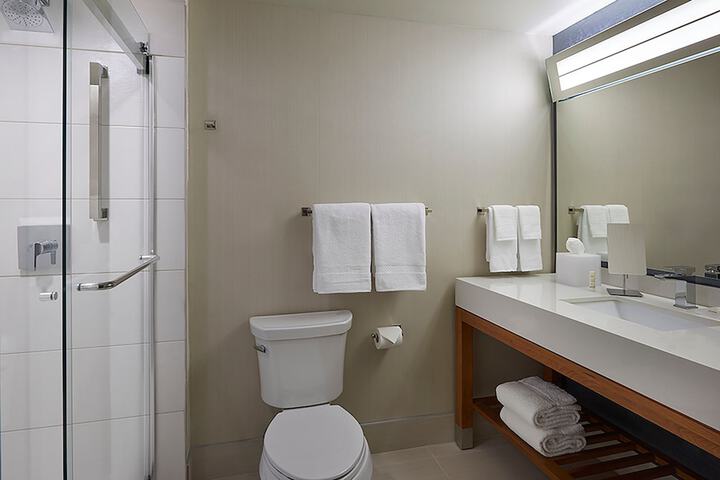 Room 14 of 33