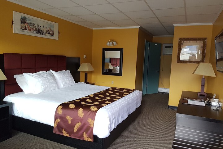 Room 42 of 48