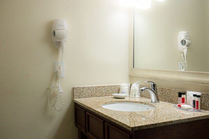 Room 108 of 161