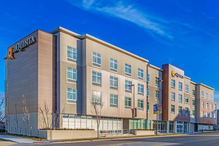 Hotel 6 of 40