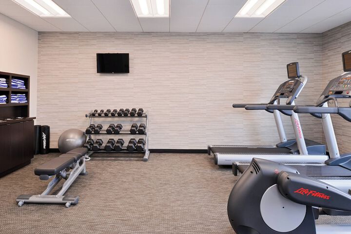 Courtyard by Marriott Toledo North