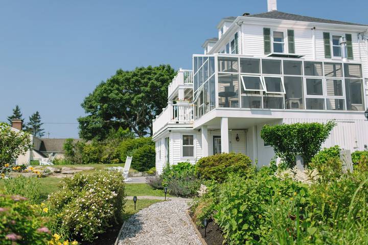 Admirals Quarters Inn
