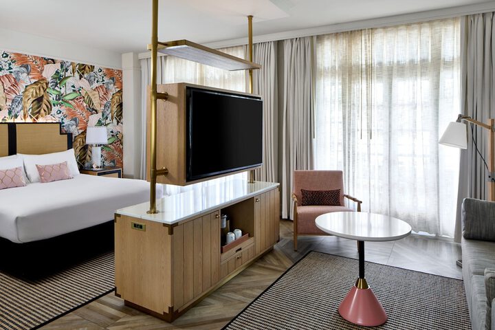 Room 75 of 151