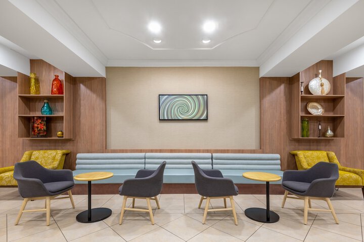 Hotel 3 of 60