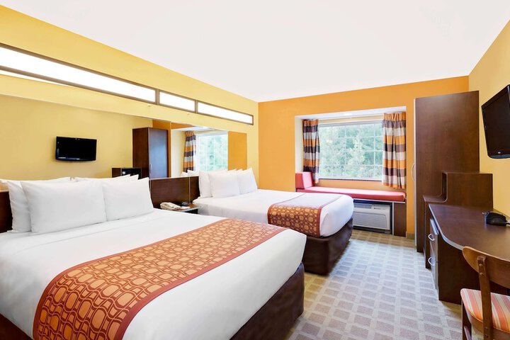 Microtel Inn & Suites by Wyndham Princeton