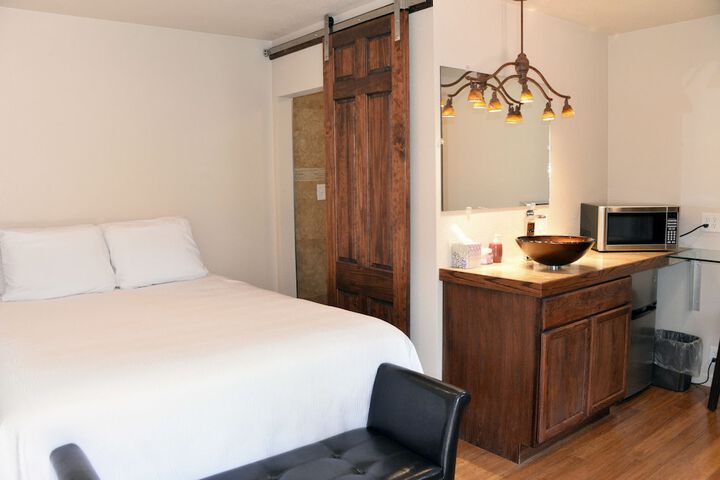 Room 29 of 40