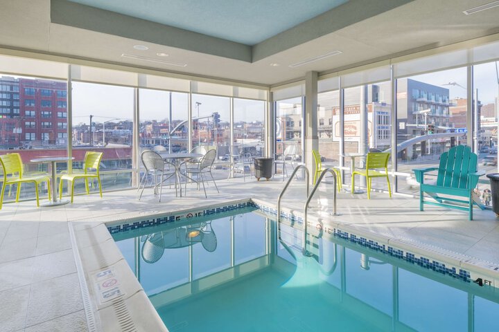 Pool 10 of 46