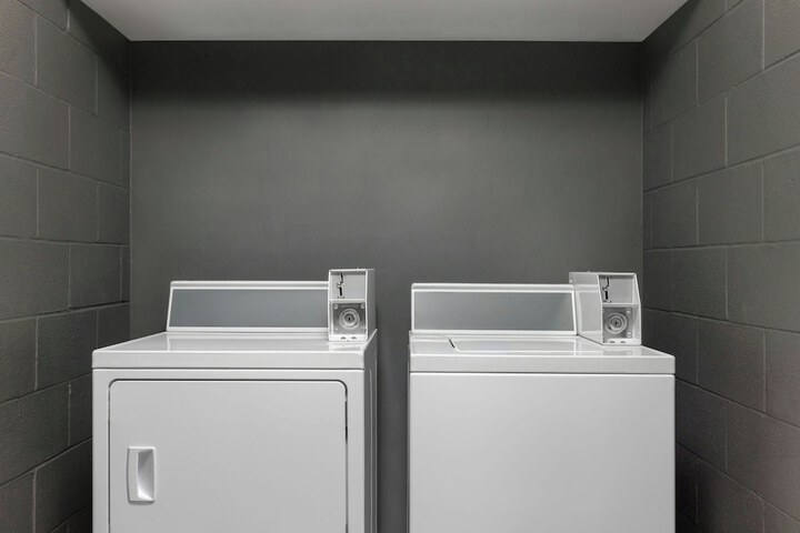 Courtyard by Marriott Dallas-Fort Worth / Bedford