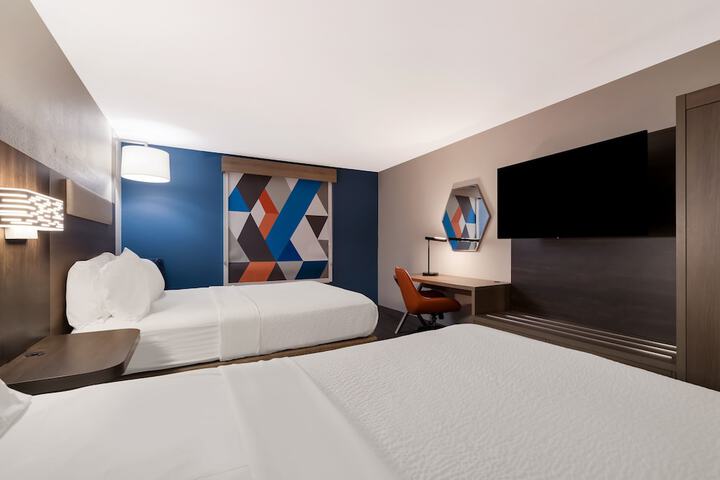 Room 42 of 92