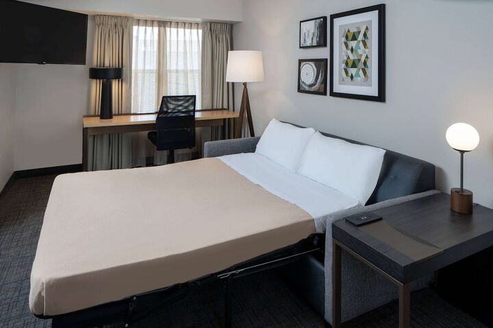 Room 19 of 42