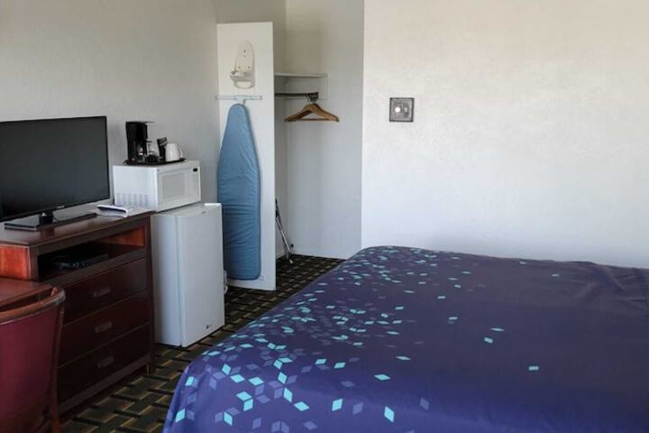 Stagecoach Motel