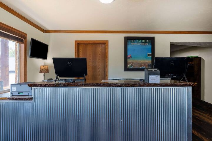 Travelodge by Wyndham Livingston Yellowstone