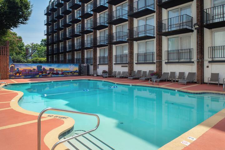 Pool 3 of 51