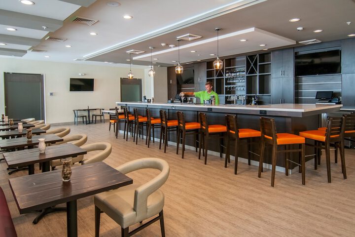 Holiday Inn New Orleans Airport North by IHG