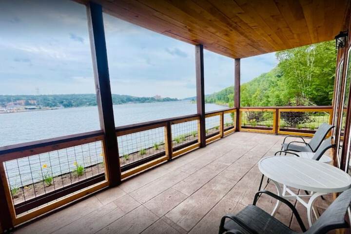 Keweenaw Waters Resort