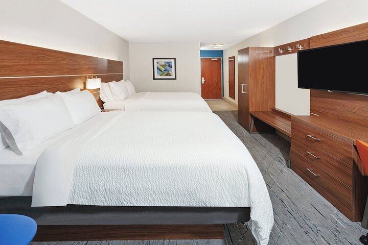 Holiday Inn Express Hotel & Suites Urbana-Champaign by IHG
