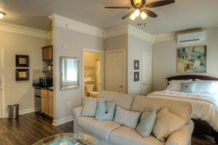 South Walton Studio by RedAwning