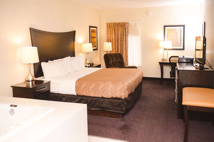 Room 28 of 47