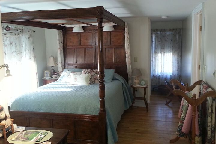 Truman Gillet House Bed & Breakfast