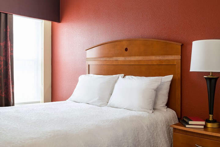 Room 8 of 24