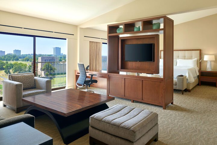 The Westin Kansas City at Crown Center