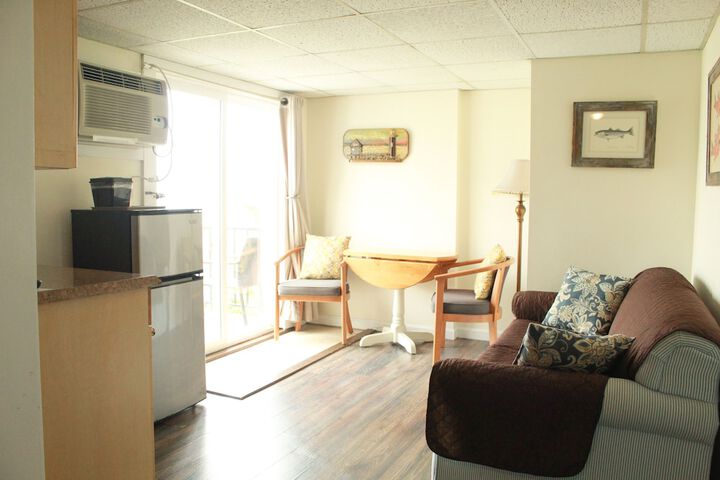 Room 148 of 230